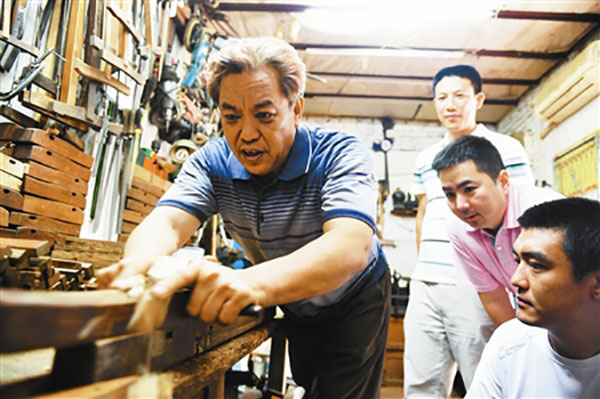 易高定制家居：若何准确对待全屋定制家具一线品牌