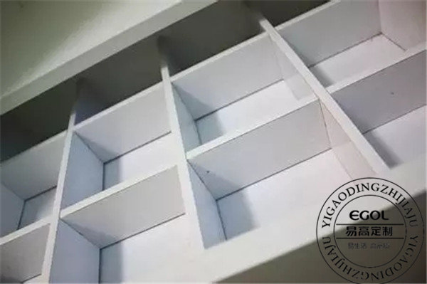 定制衣柜有哪些功效组件