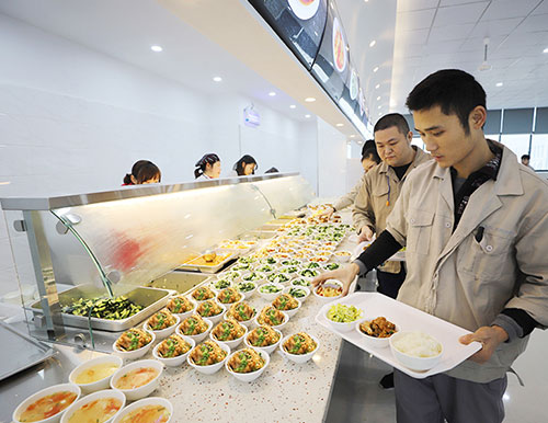 员工吃住行，公司大关切丨国产精品999下塘基地新食堂正式启用！